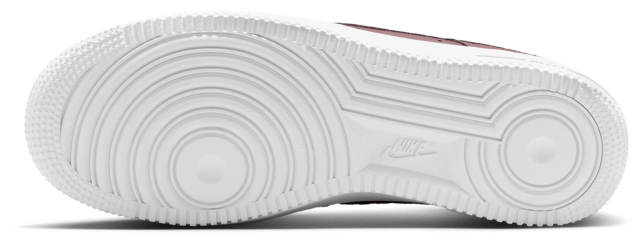 Nike Air Force 1 '07 SE Image 5 of 5. Tap to open photo gallery.