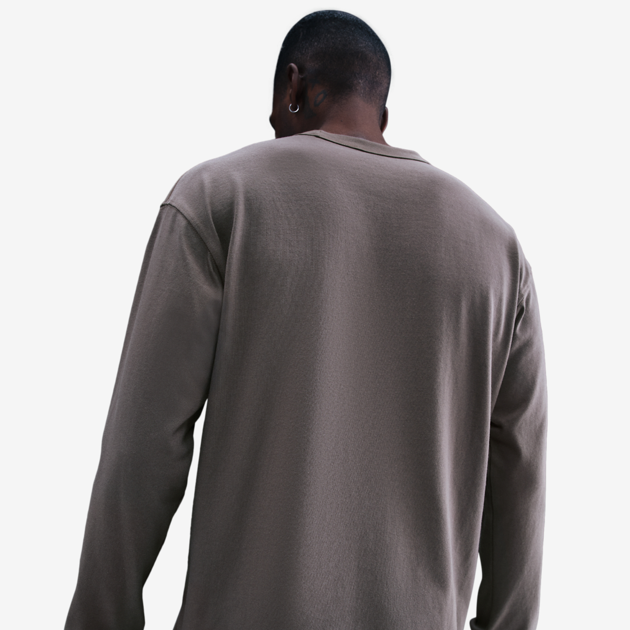 Nike Premium Essentials Long Sleeve SUST T-Shirt Image 2 of 4. Tap to open photo gallery.