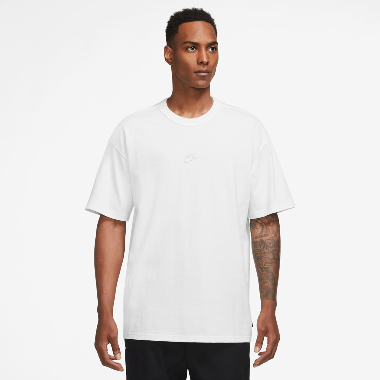Nike NSW Premium Essentials SUST T-Shirt Image 2 of 3. Tap to open photo gallery.