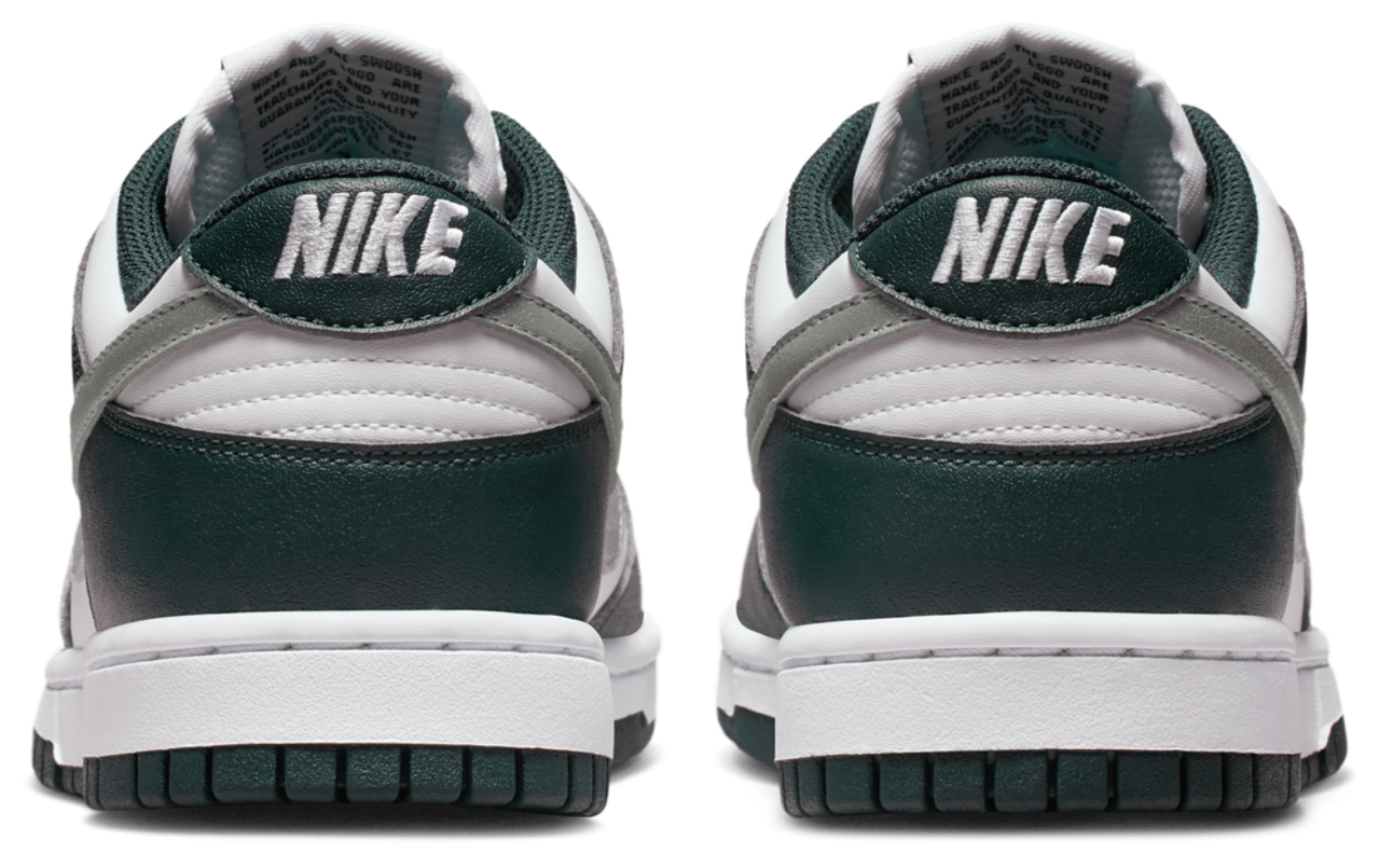 Nike Dunk Low Image 3 of 5. Tap to open photo gallery.