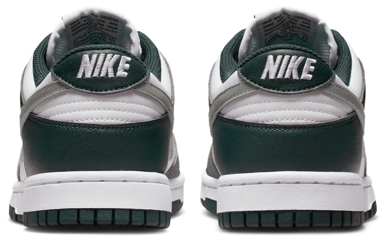 Nike Dunk Low Image 3 of 5. Tap to open photo gallery.