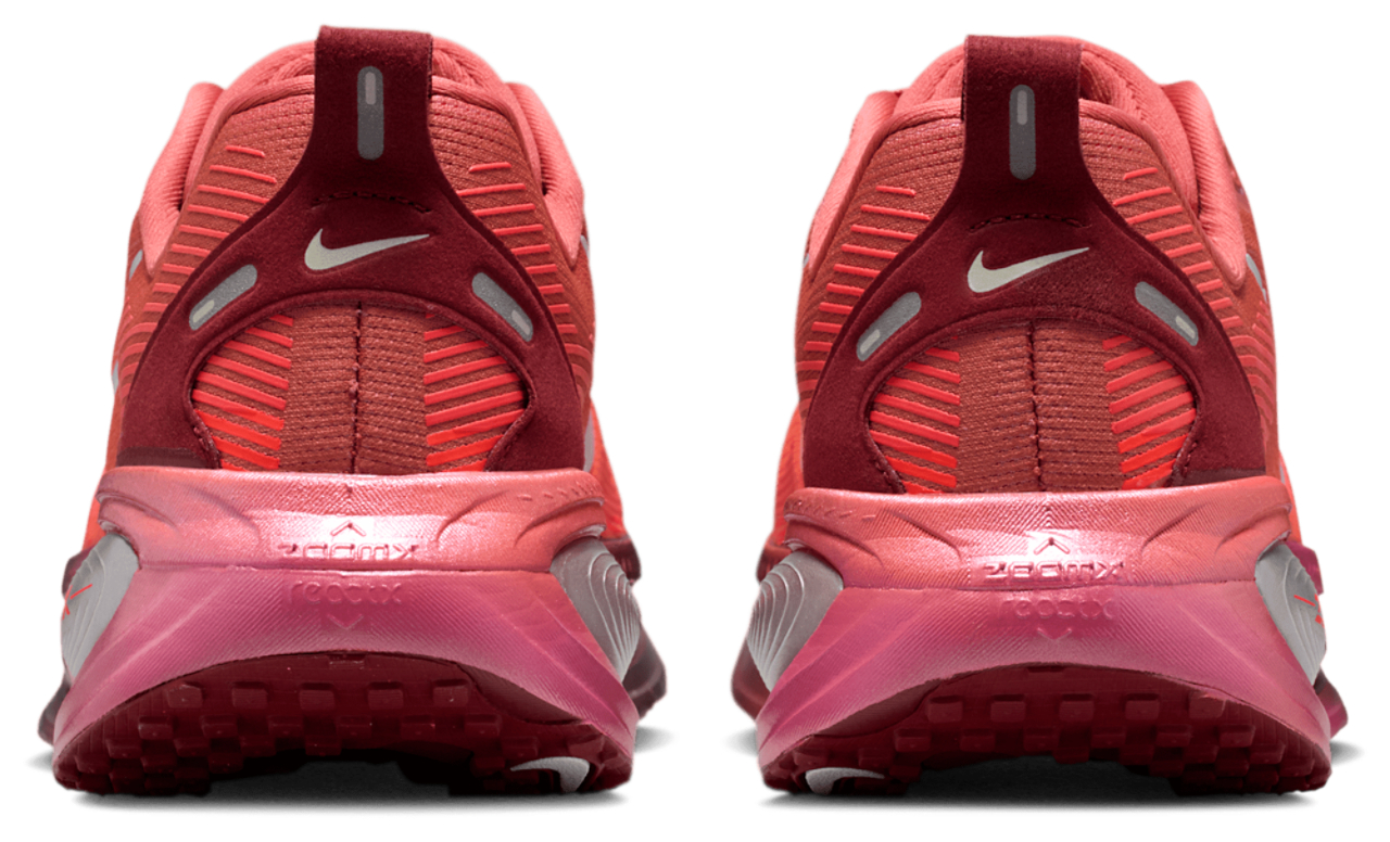 Nike Vomero 18 Image 3 of 8. Tap to open photo gallery.