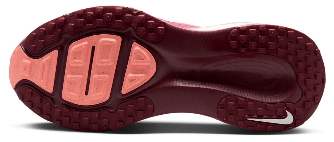 Nike Vomero 18 Image 5 of 8. Tap to open photo gallery.