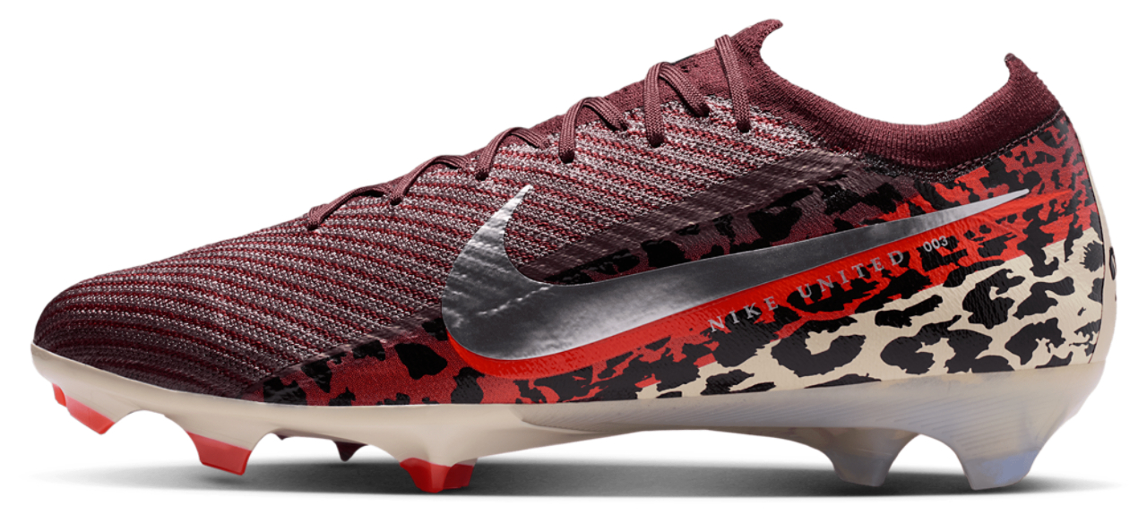 Nike Zoom Vapor 16 Elite FG Image 2 of 5. Tap to open photo gallery.