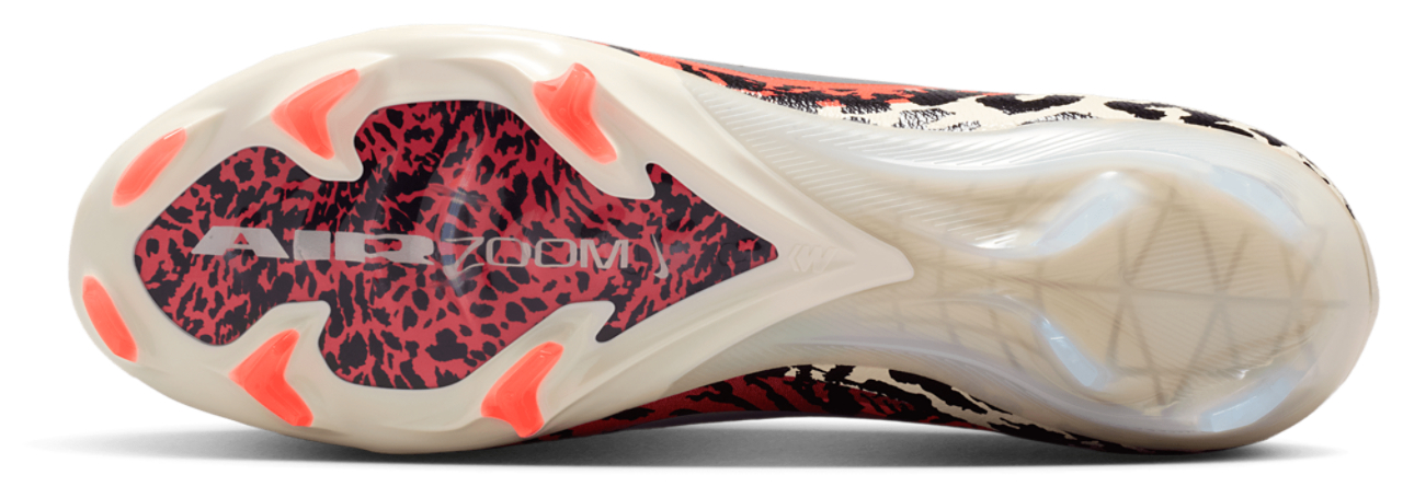 Nike Zoom Vapor 16 Elite FG Image 5 of 5. Tap to open photo gallery.