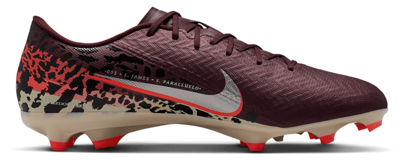 Nike Zoom Vapor 16 Academy FG/MG Image 1 of 5. Tap to open photo gallery.
