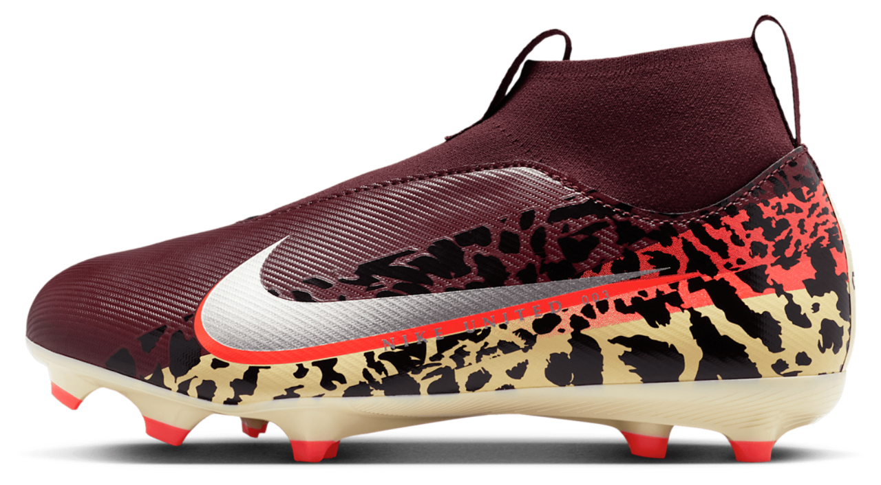 Nike JR Zoom Superfly 10 Acad FG/MG Image 2 of 5. Tap to open photo gallery.