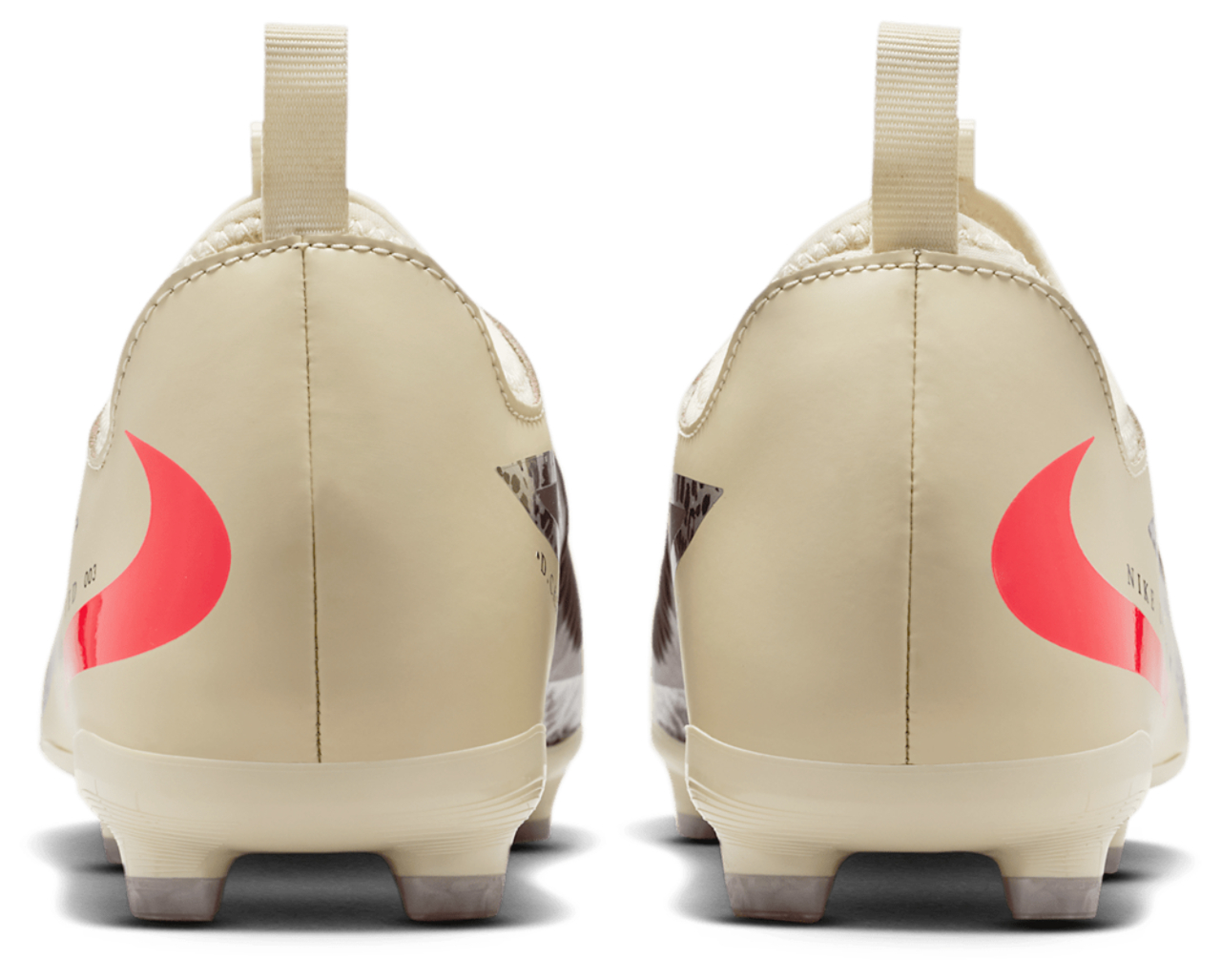 Nike Phantom 6 Low Academy FG/MG Image 3 of 5. Tap to open photo gallery.