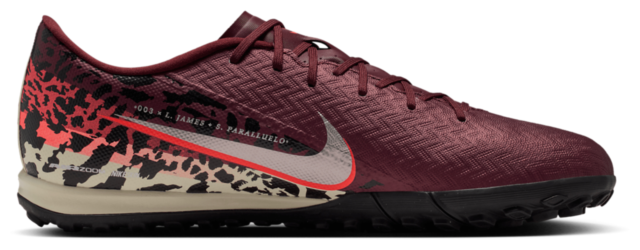 Nike Zoom Vapor 16 Academy TF Image 1 of 5. Tap to open photo gallery.