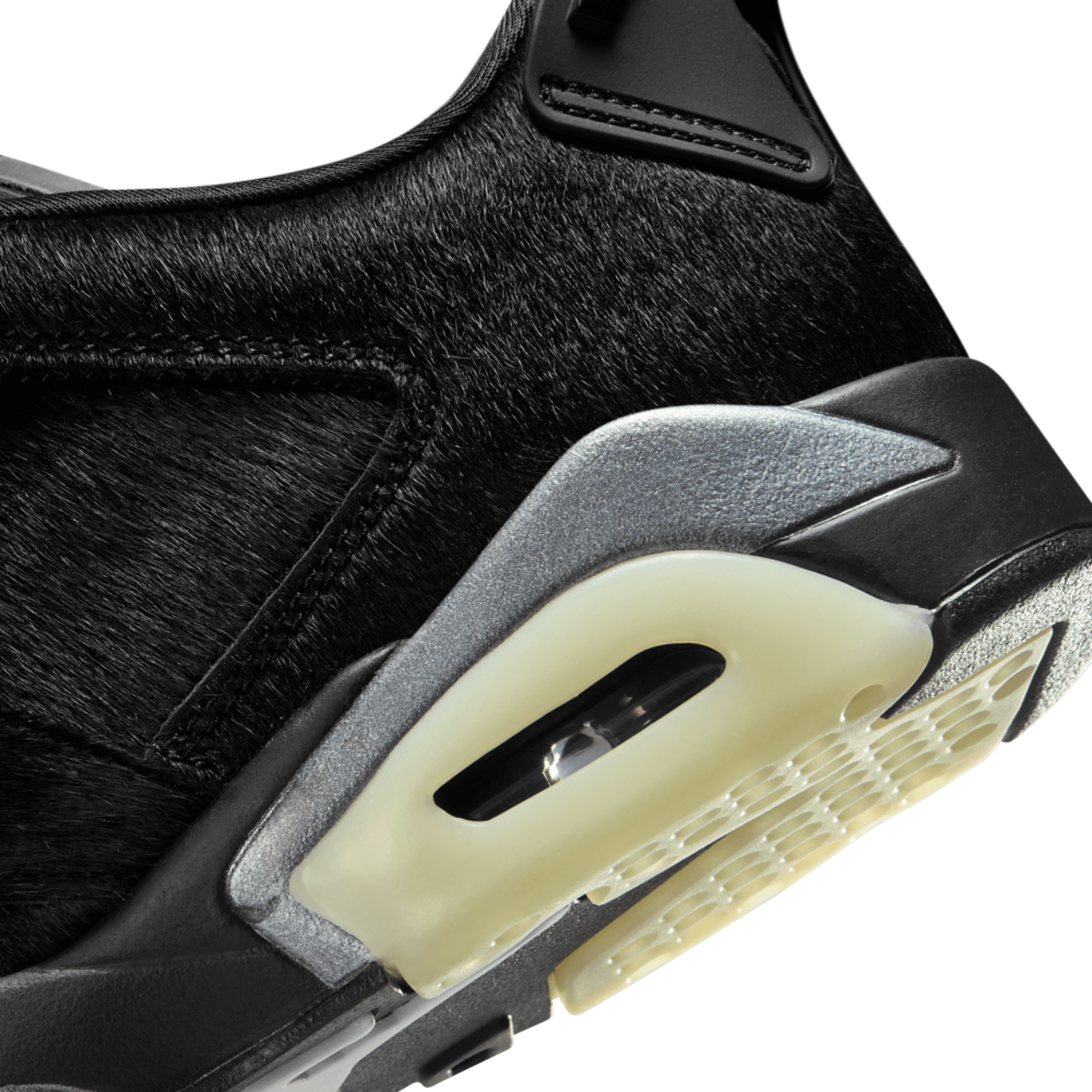 Jordan Retro 6 Low Image 8 of 8. Tap to open photo gallery.