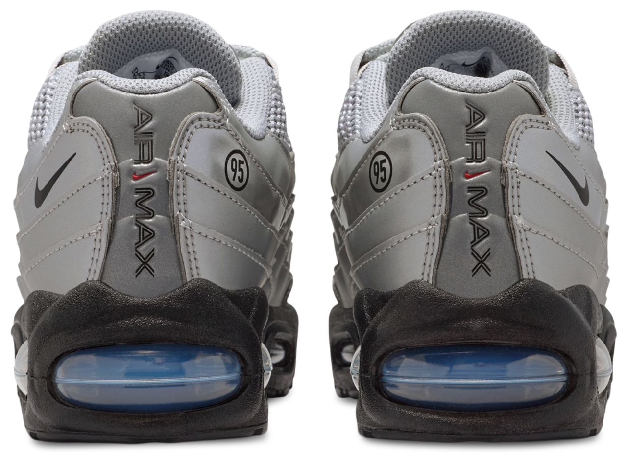 Nike Air Max 95 SE Image 3 of 5. Tap to open photo gallery.