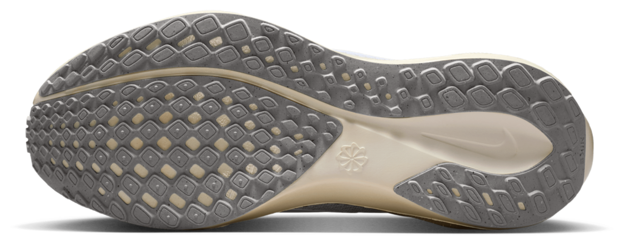 Nike Air Zoom Pegasus 41 ESS Image 5 of 5. Tap to open photo gallery.