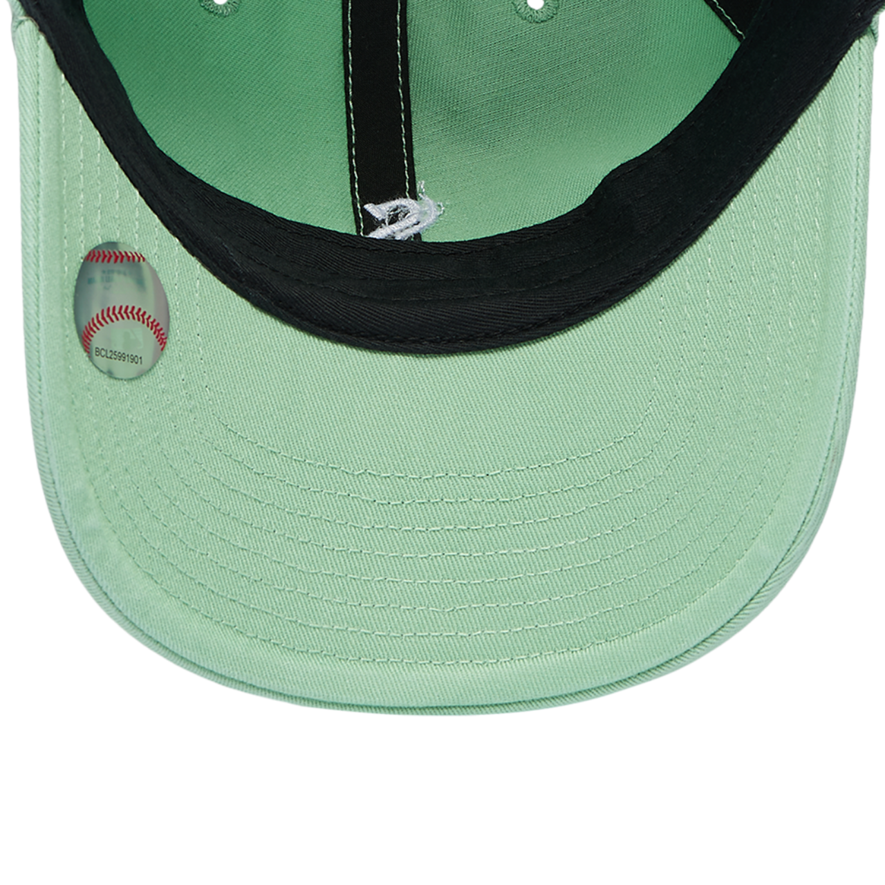47 Brand White Sox Base Runner Ballpark 47 Clean Up Cap Image 5 of 5. Tap to open photo gallery.