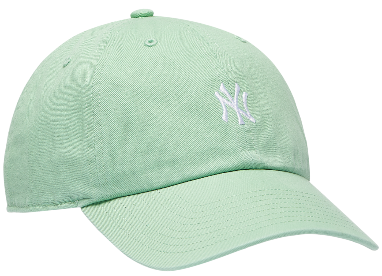 47 Brand Yankees Base Runner Ballpark 47 Clean Up Cap Image 3 of 5. Tap to open photo gallery.