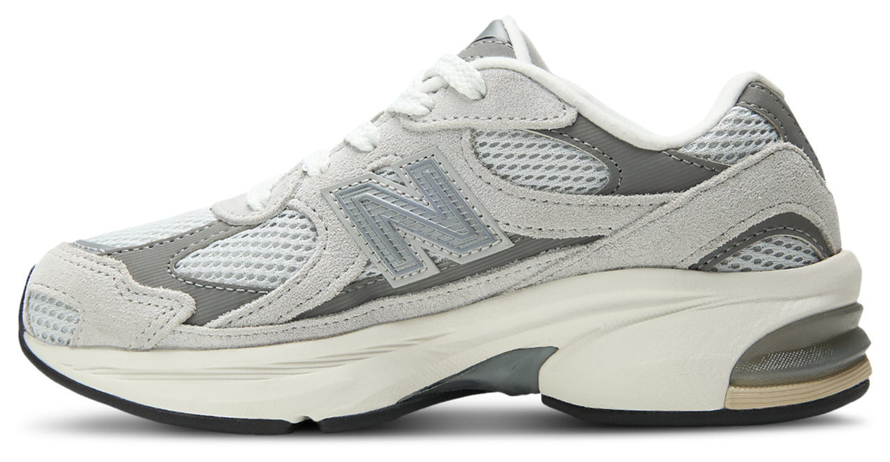 New Balance 2010 Image 2 of 5. Tap to open photo gallery.