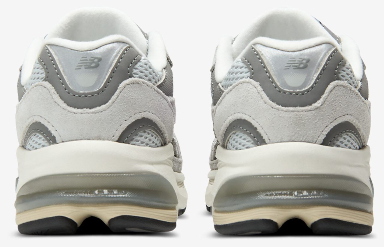 New Balance 2010 Image 3 of 5. Tap to open photo gallery.