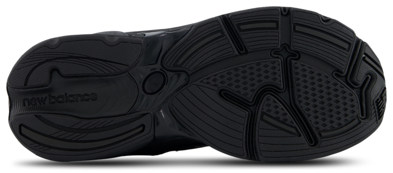 New Balance 2010 Image 5 of 7. Tap to open photo gallery.
