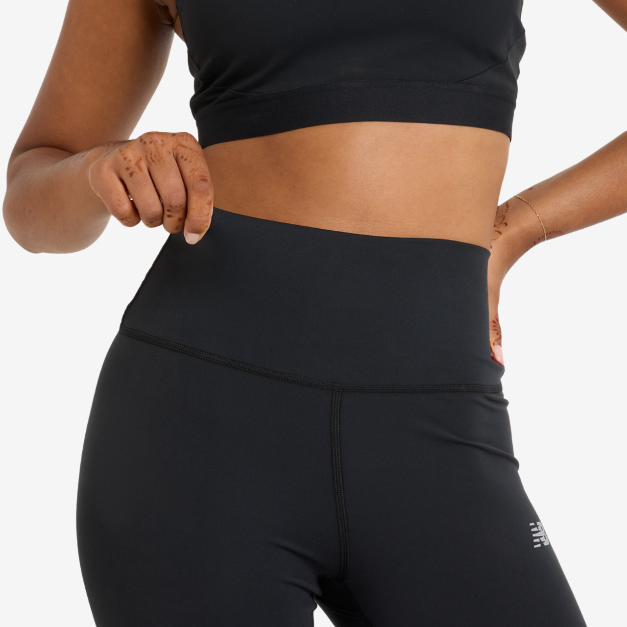 New Balance Harmony High Rise 25" Leggings Image 4 of 5. Tap to open photo gallery.