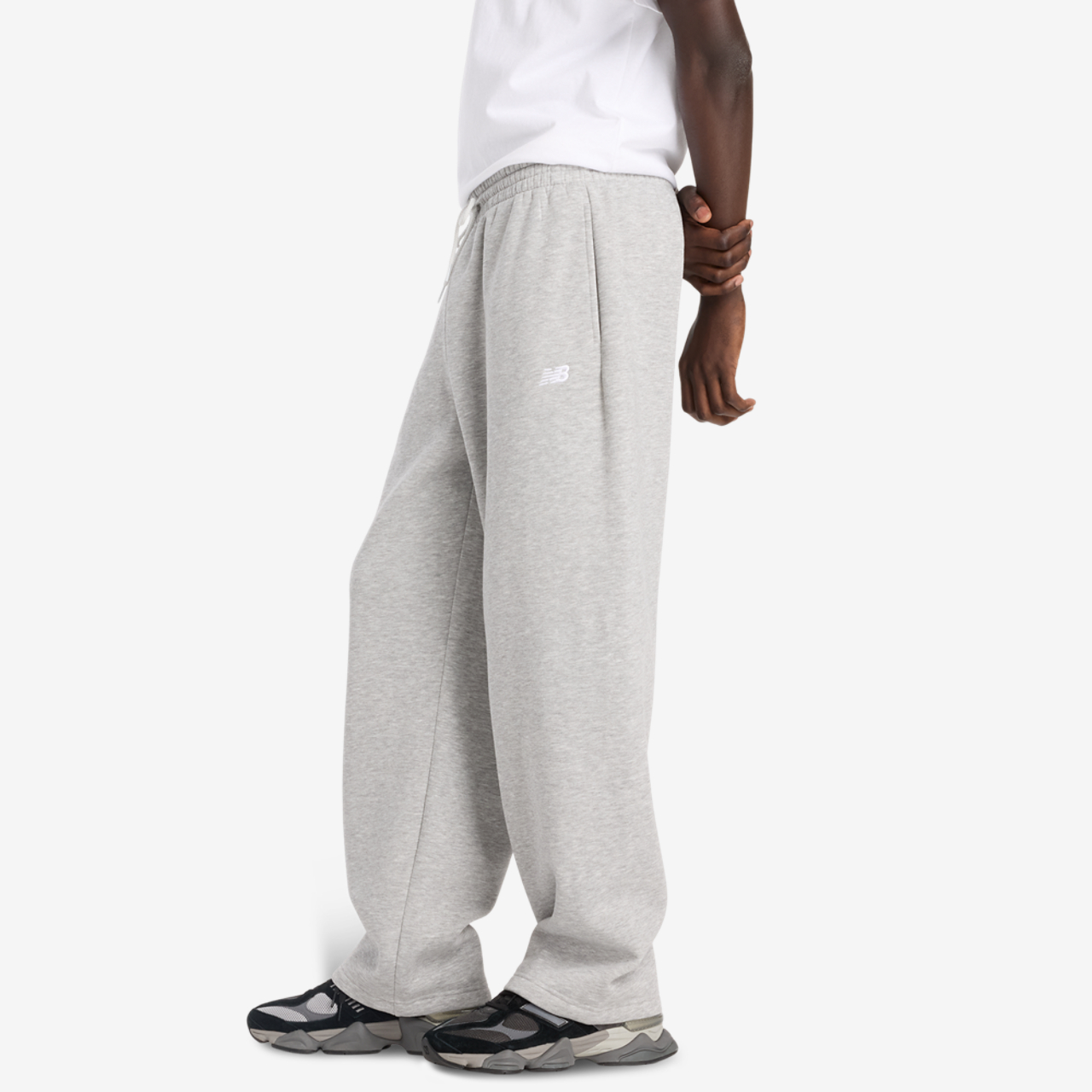 New Balance Sport Essentials Open Hem Fleece Pants Image 3 of 5. Tap to open photo gallery.