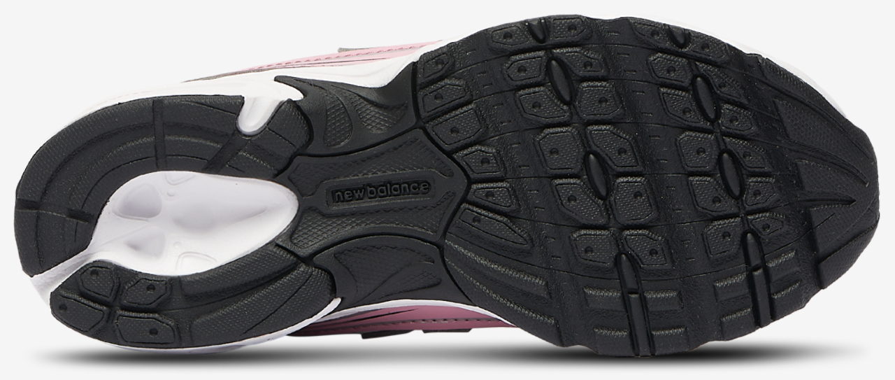 New Balance 740 Image 5 of 5. Tap to open photo gallery.