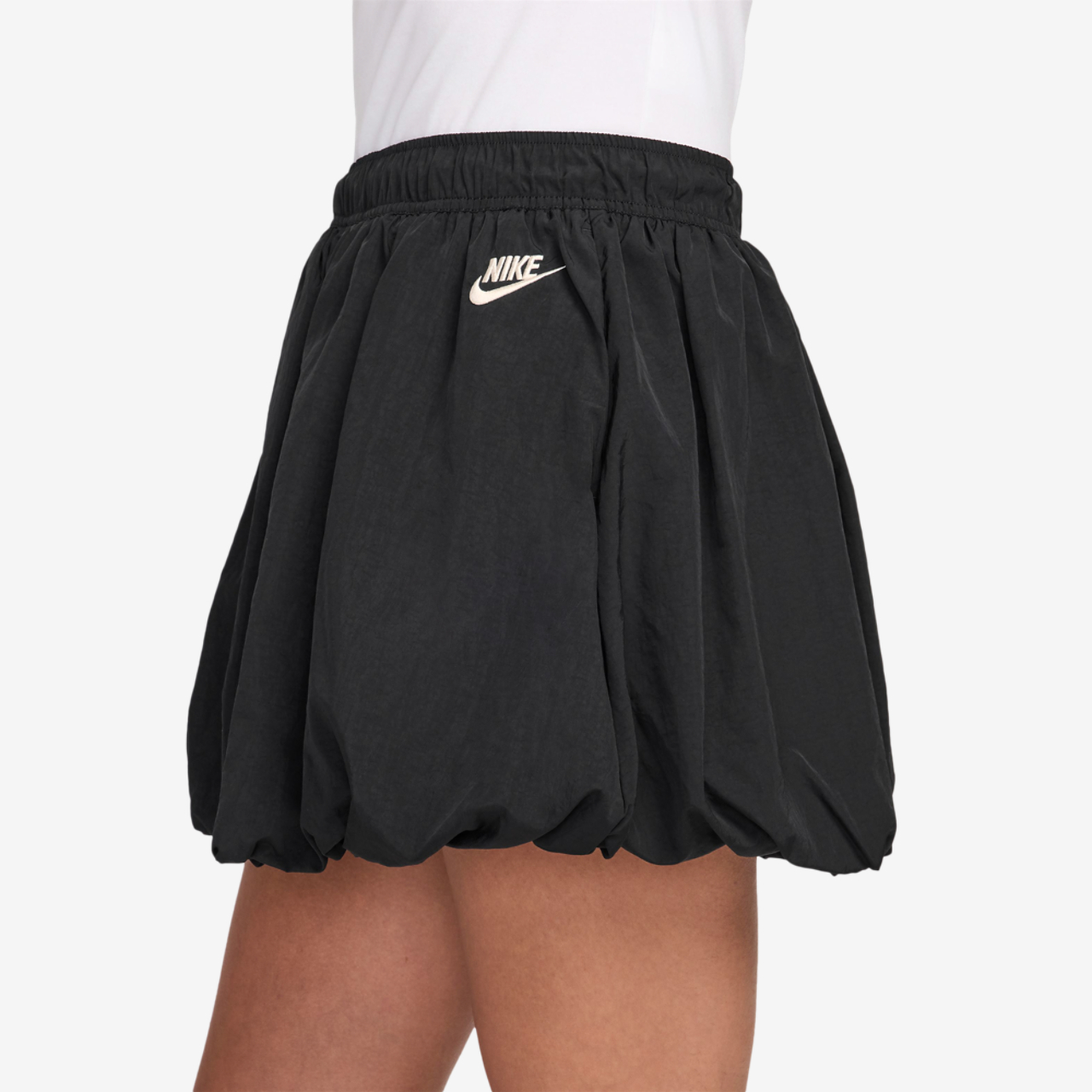 Nike NSW Bubble Skirt Image 3 of 4. Tap to open photo gallery.
