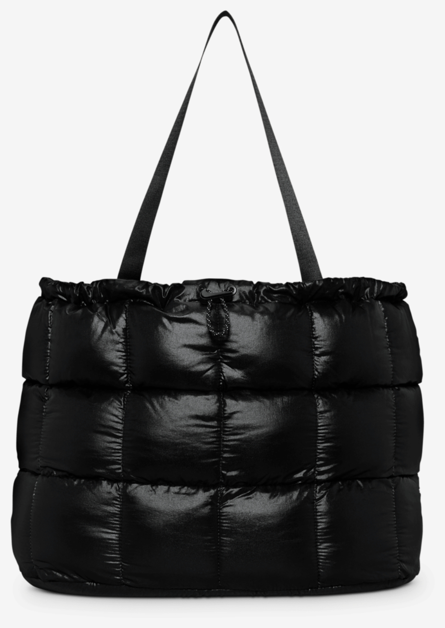 Nike Puffle Tote 2.0 Image 2 of 4. Tap to open photo gallery.