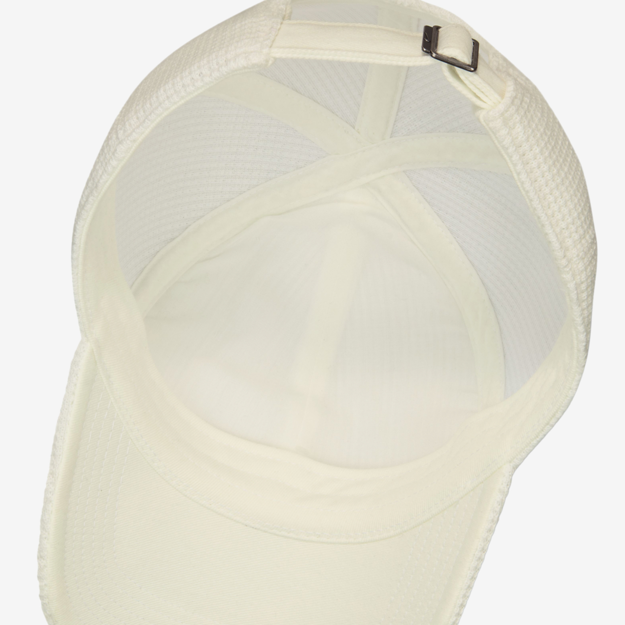 Nike Club Cap Premium Image 6 of 6. Tap to open photo gallery.