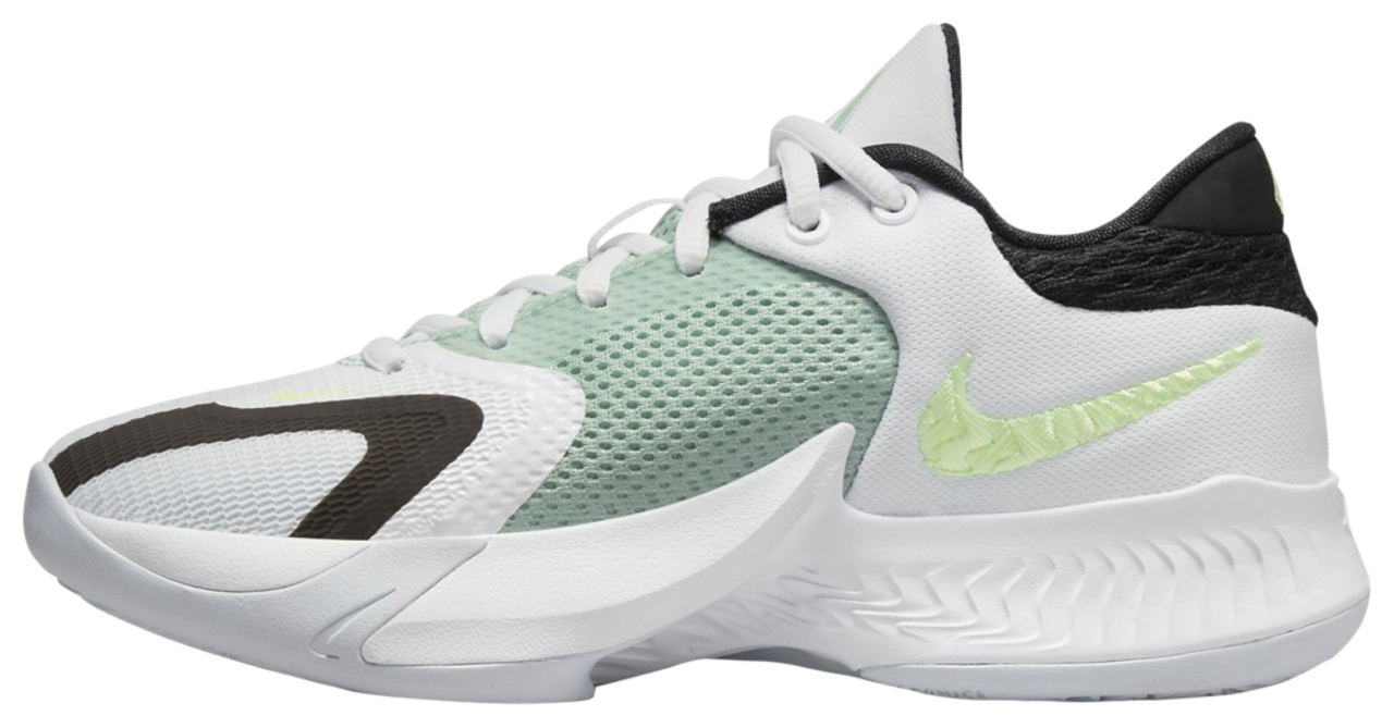 Nike Zoom Freak 4 SE Image 2 of 5. Tap to open photo gallery.