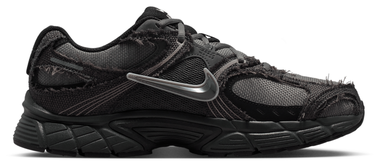Nike V5 RNR NA5 Image 1 of 5. Tap to open photo gallery.