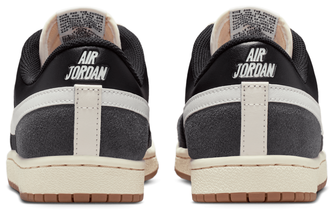 Jordan Air Jordan Skyline Low Image 3 of 5. Tap to open photo gallery.