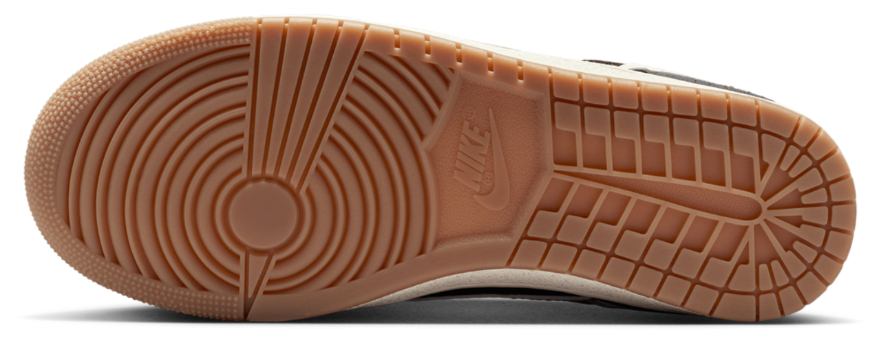 Jordan Air Jordan Skyline Low Image 5 of 5. Tap to open photo gallery.