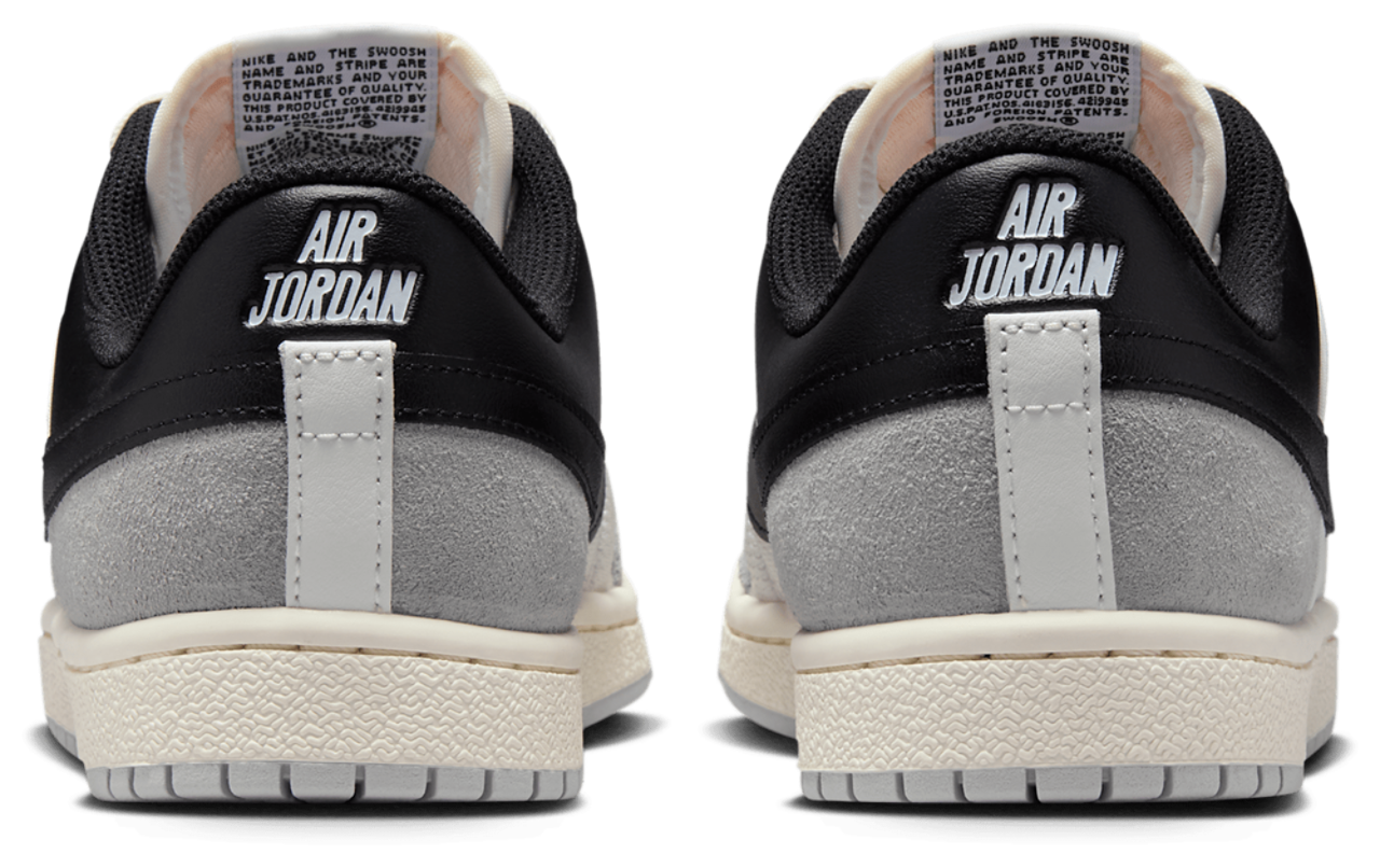 Jordan Air Jordan Skyline Low Image 3 of 5. Tap to open photo gallery.