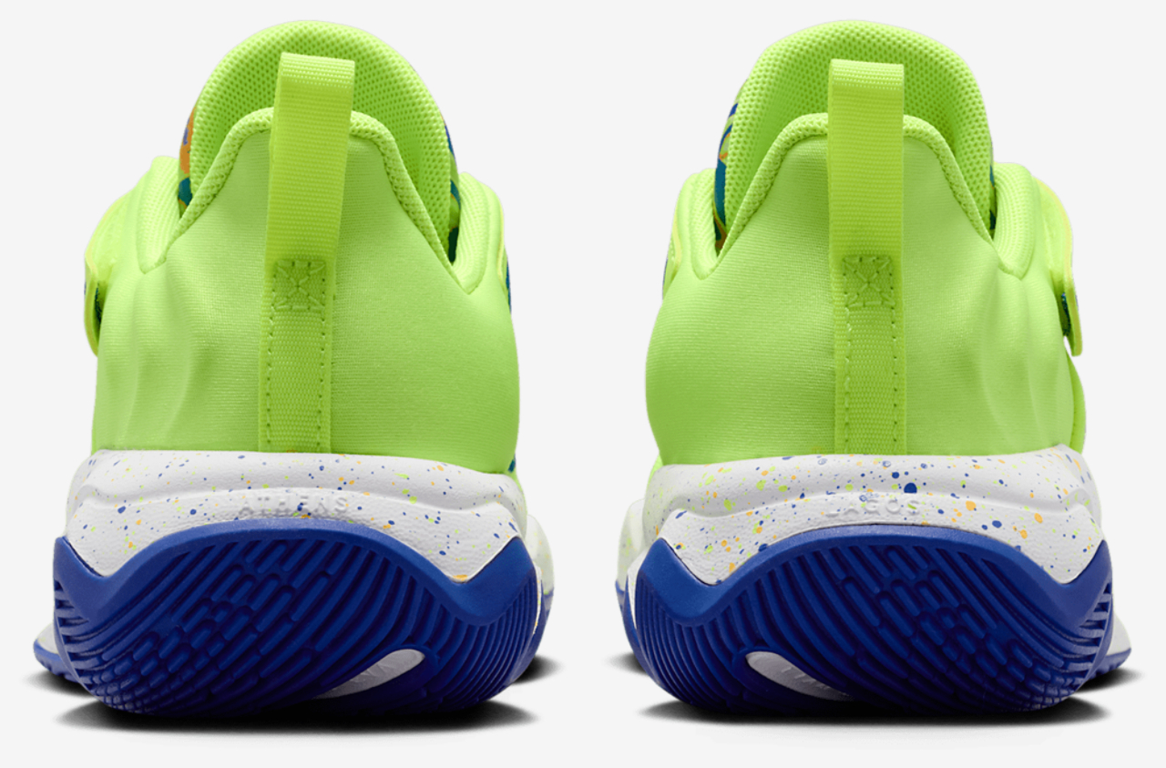 Nike Giannis Immortality 4 SE Image 3 of 5. Tap to open photo gallery.