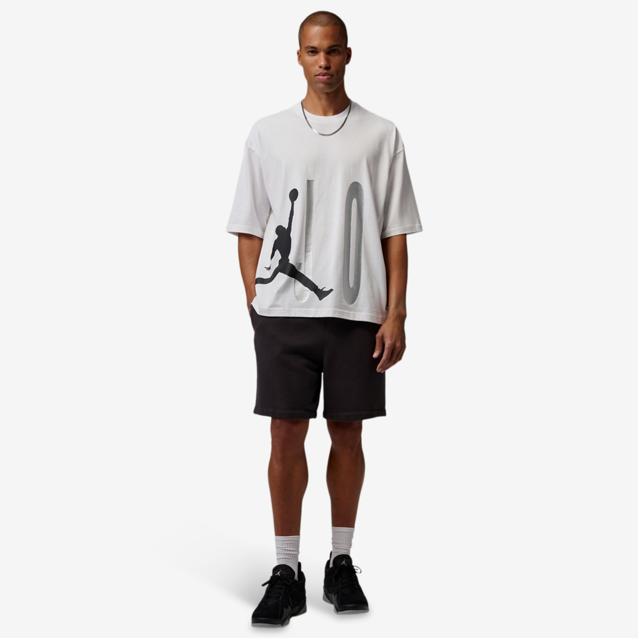 Jordan Torso Stretch Oversized Short Sleeve Crew Image 4 of 4. Tap to open photo gallery.