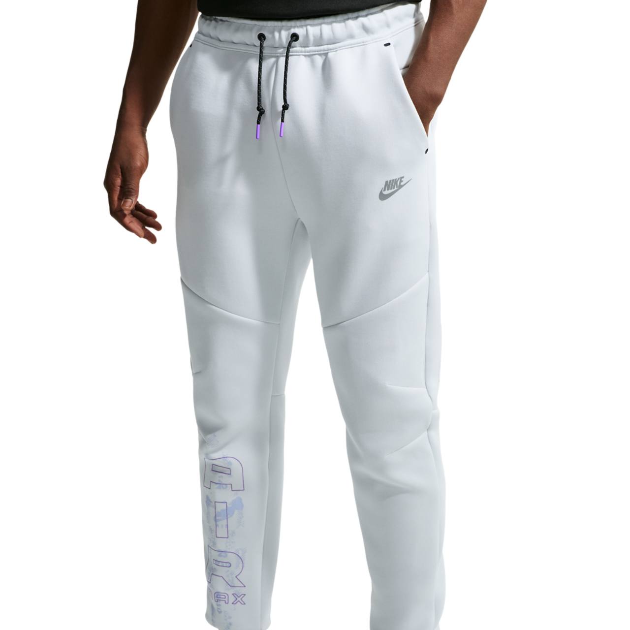 Nike Dri-FIT Retro Fleece Crew Image 1 of 4. Tap to open photo gallery.