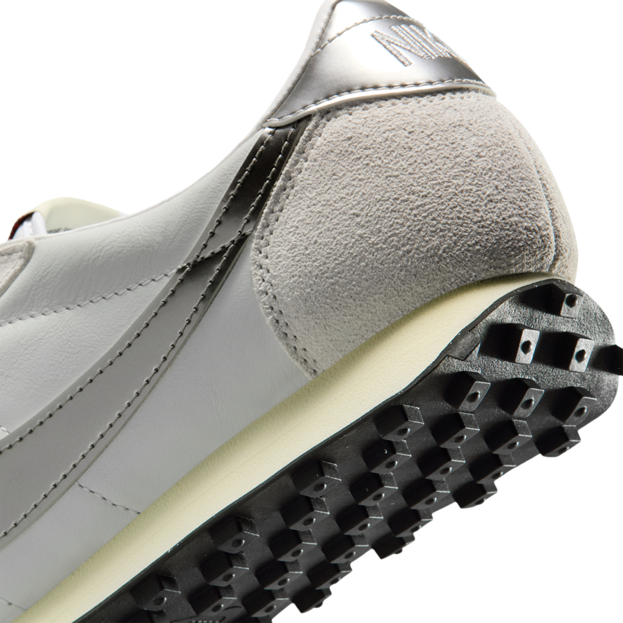 Nike LD-1000 Image 8 of 8. Tap to open photo gallery.