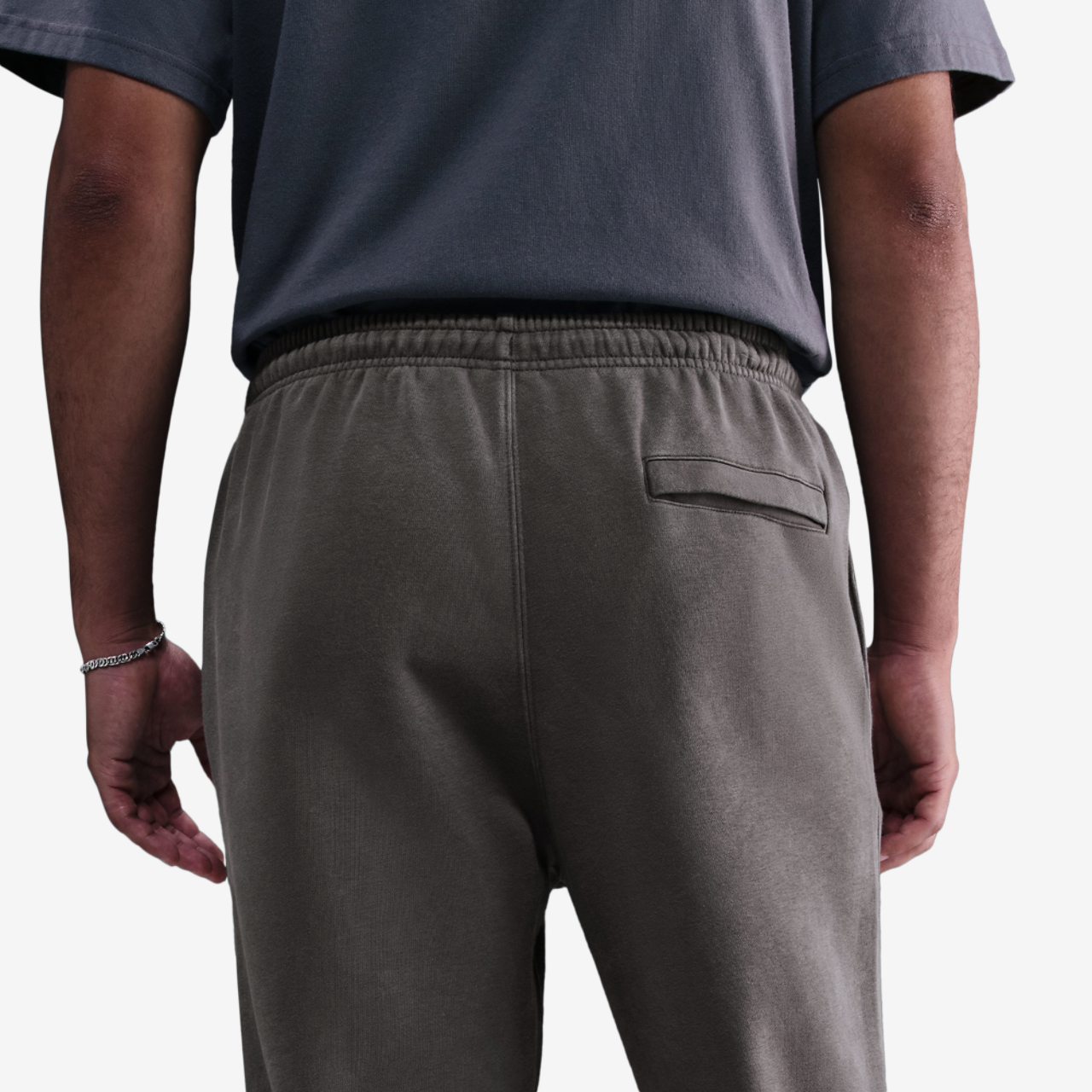 Nike CWash Club Basketball Cuff Pants Image 2 of 2. Tap to open photo gallery.