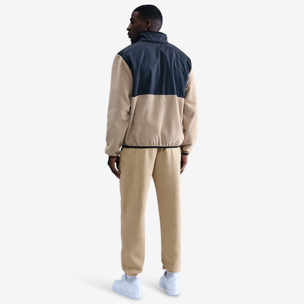 Nike CWash Club Basketball Cuff Pants Image 3 of 4. Tap to open photo gallery.