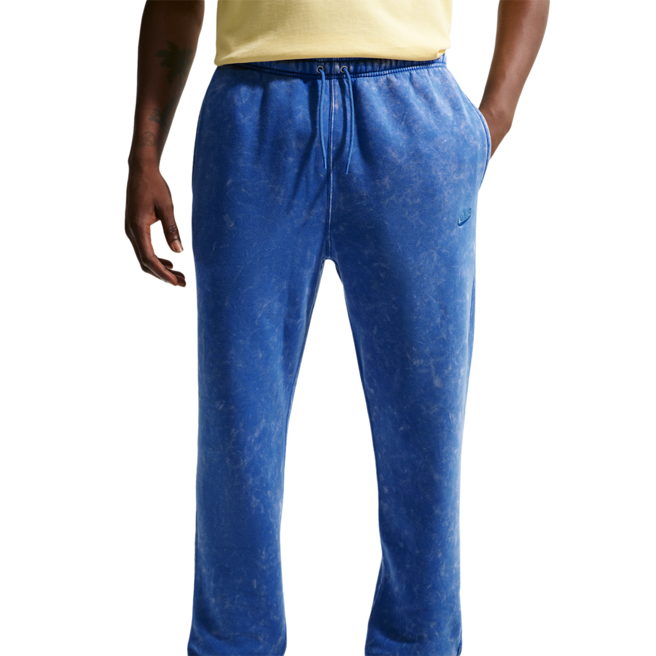 Nike CWash Club Basketball Cuff Pants Image 1 of 4. Tap to open photo gallery.