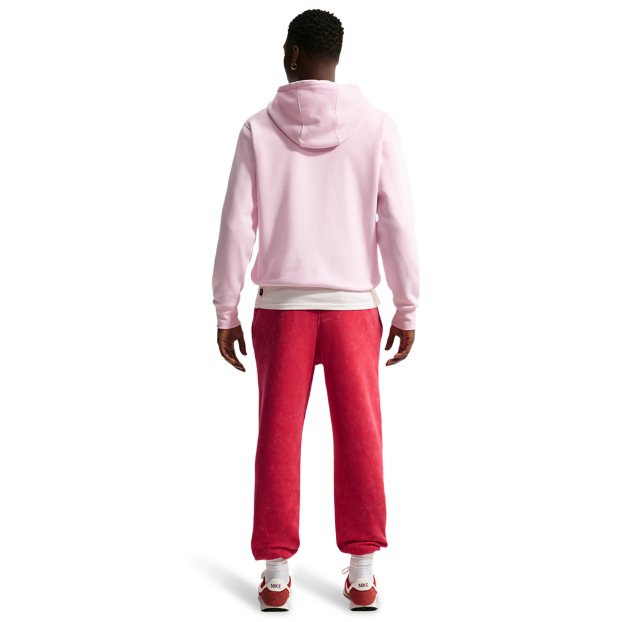 Nike CWash Club Basketball Cuff Pants Image 4 of 4. Tap to open photo gallery.