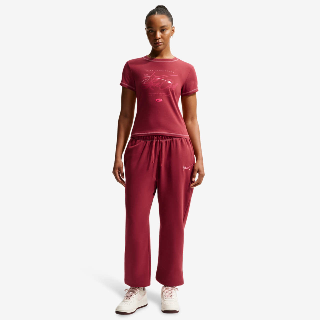 Nike NSW Club Fleece Mid Rise OS Vday Pant Image 3 of 4. Tap to open photo gallery.