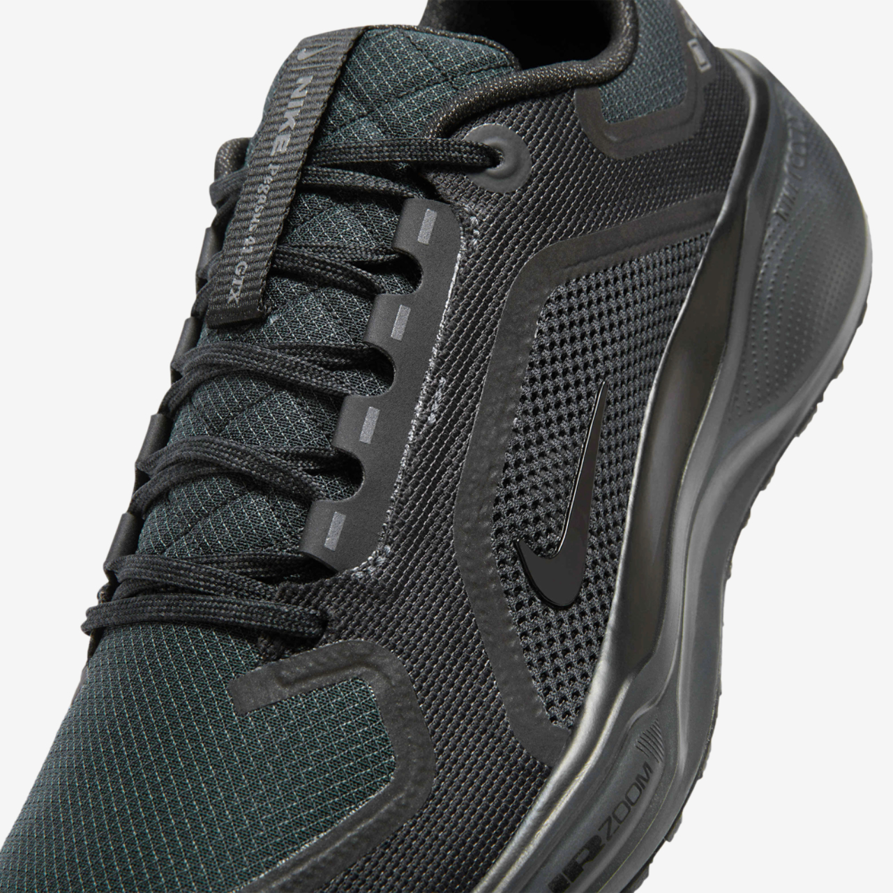Nike Air ZOOM Pegasus 41 GTX Image 7 of 8. Tap to open photo gallery.