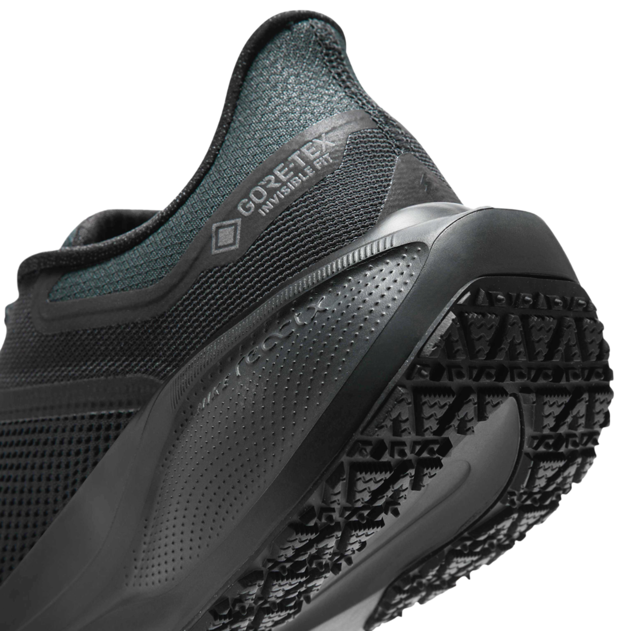 Nike Air ZOOM Pegasus 41 GTX Image 8 of 8. Tap to open photo gallery.