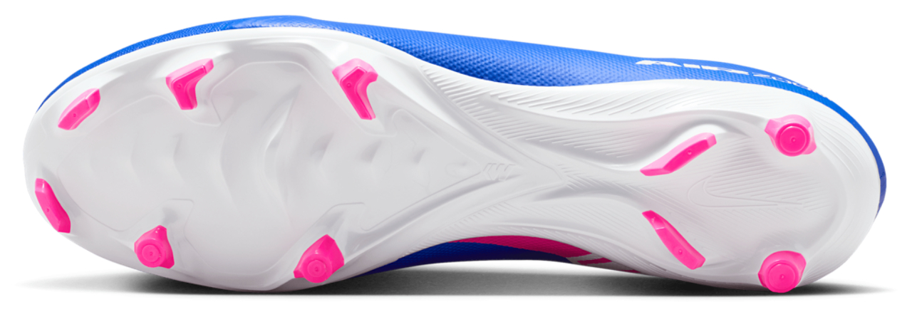 Nike Zoom Vapor 16 Academy FG/MG Image 5 of 9. Tap to open photo gallery.