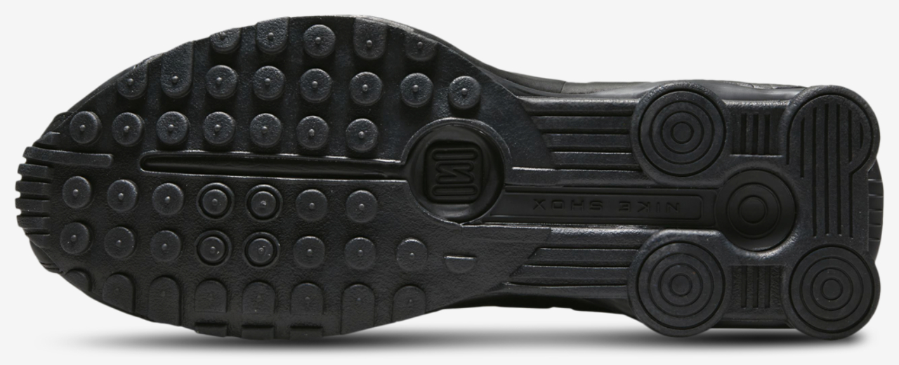 Nike Shox R4 Image 5 of 7. Tap to open photo gallery.