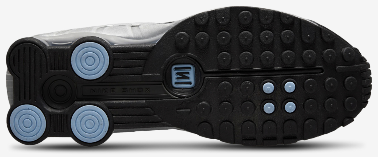 Nike Shox R4 Image 4 of 5. Tap to open photo gallery.