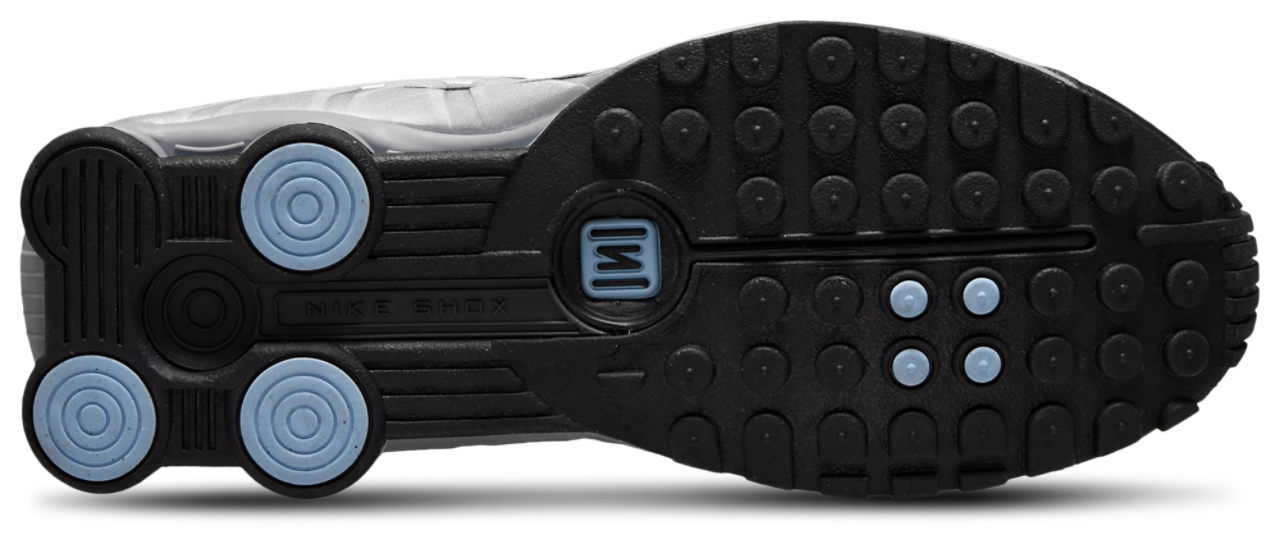 Nike Shox R4 Image 4 of 5. Tap to open photo gallery.