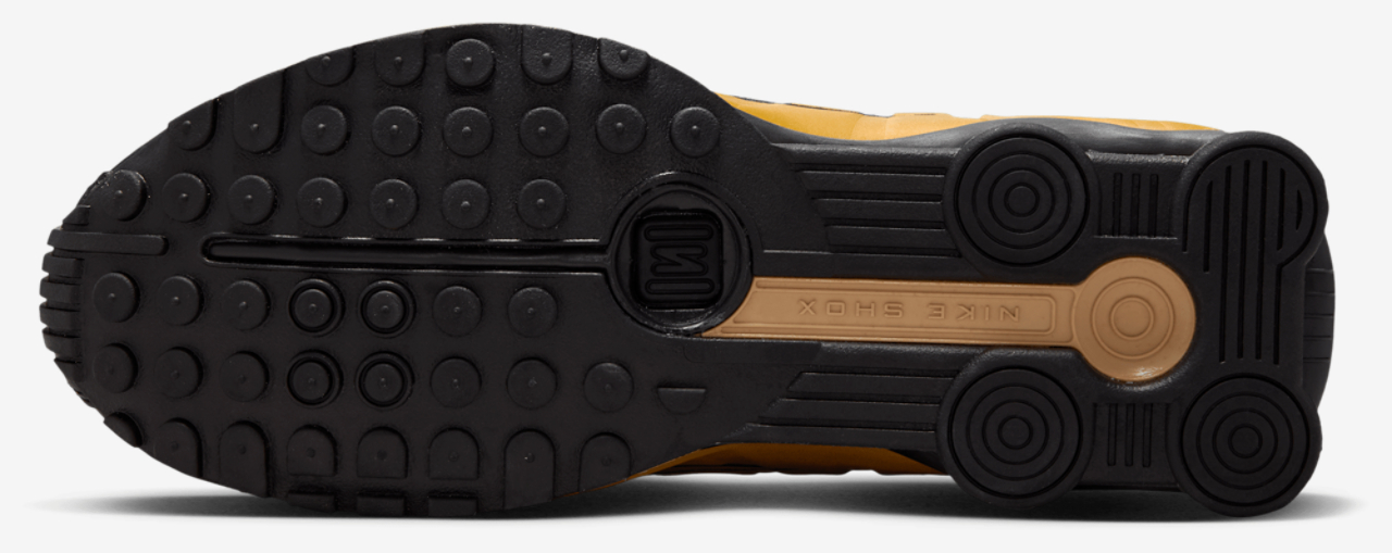 Nike Shox R4 Image 5 of 5. Tap to open photo gallery.