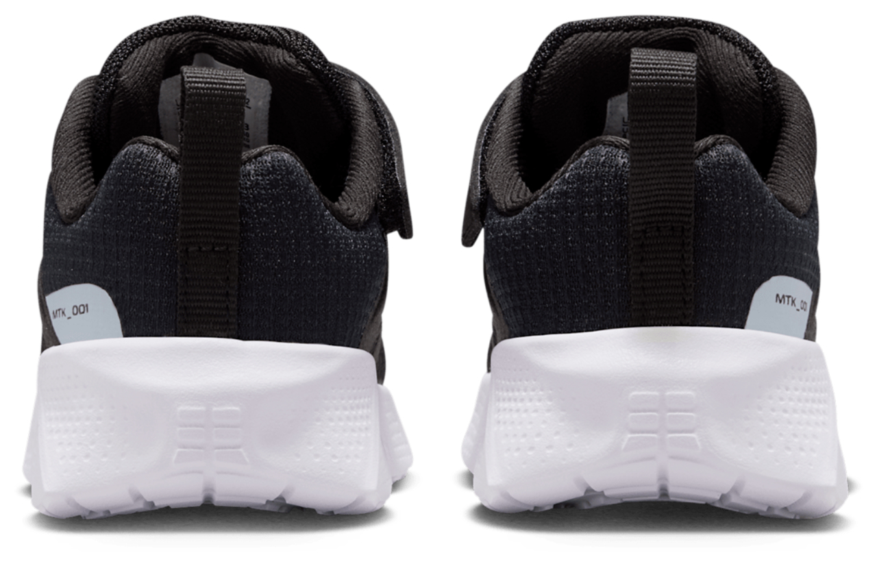 Nike Metro Tek Image 3 of 5. Tap to open photo gallery.