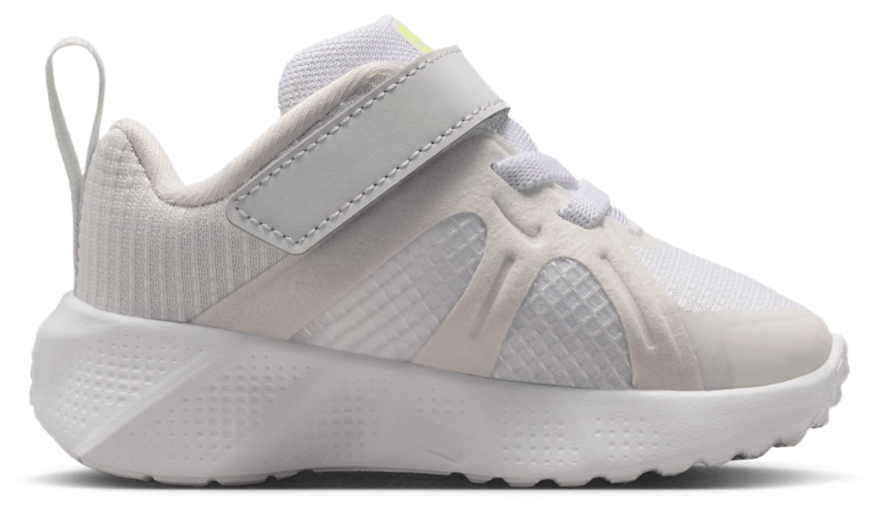 Nike Metro Tek Image 1 of 5. Tap to open photo gallery.